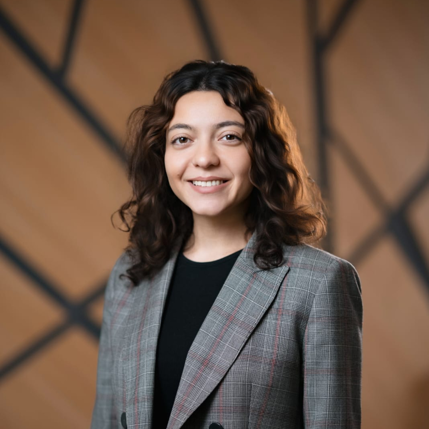 Laman Akbarova